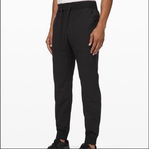 EUC ABC Jogger 30”